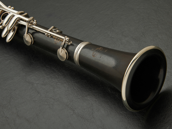 Buffet R13 Clarinet #512360 - Image 4